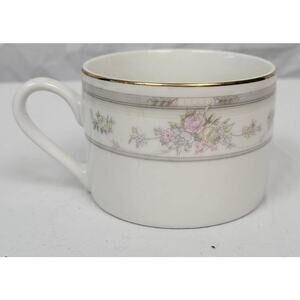 Farberware Fine China Southampton 1992 223K China Mug Pink Rose Floral Paint
